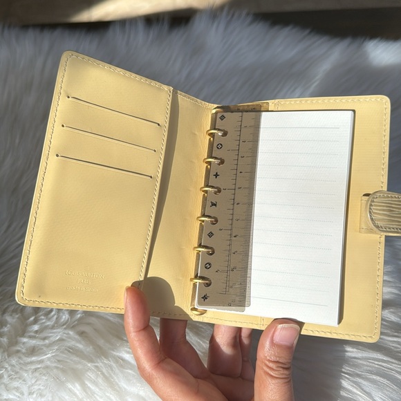 Louis Vuitton PM Agenda Epi Yellow - Picture 9 of 17